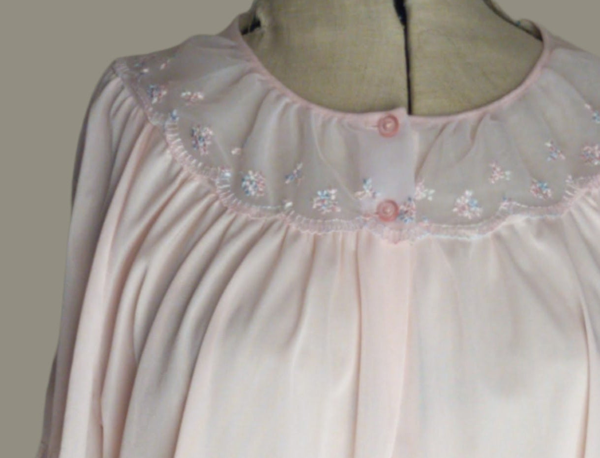 Vintage Babydoll Robe (Size S)